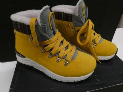 Rif. 26C) Scarpe tecniche Olang