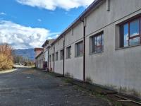 Compendio industriale a Bisignano (CS) composto da capannoni, uffici, piazzali, terreno e impianto fotovoltaico. Lotto unico con accessori e pertinenze, venduto nello stato di fatto e di diritto. Per maggiori informazioni visitare il portale www.quimmo.it - Codice annuncio 2639752