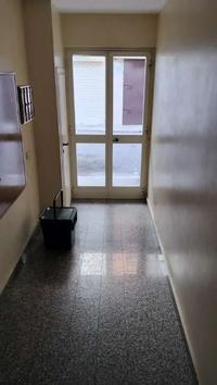 1/1 di Abitazione Cat. A/3, Classe 3, Consistenza 4,5 vani, Superficie totale 94 mq, totale escluso le aree scoperte di 92 mq, ubicata al piano primo. Maggiori dettagli in perizia e avviso di vendita.