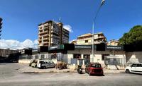 Compendio immobiliare costituito da magazzino adibito...