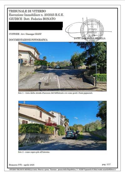 LOTTO UNICO: piena proprietà dell’abitazione al piano 1° (sub 7) con cantina ad uso esclusivo  e garage (sub 18)  al piano  seminterrato ( di mq 13,85 pertinenziale all’abitazione con la contigua rimessa mq 15,85). In particolare, l’abitazione posta al primo piano è formata da un soggiorno (mq 19,60), una cucina abitabile (mq 17,10), tre camere (mq 10,90 + 16,00 + 12,05), due bagni (mq 4,95 + 2,75), un ingresso – disimpegno (mq 13,35) e due balconi a livello (mq 5,80 + 2,60). 