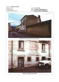 1) Abitazione di tipo economico in pieno centro storico,...