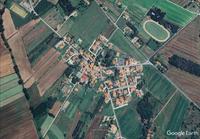 Trattasi di appartamento di civile abitazione e locale...