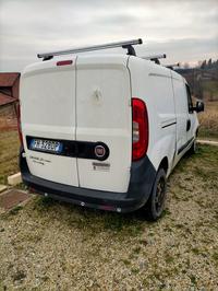 1 Autocarro Fiat Doblò targato FH328DP, telaio...