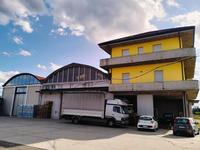 Piena proprietà su porzione di fabbricato ad uso civile...