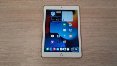 (Lotto n.7) - iPad Air 2 marca APPLE modello A1567 MH172TY/A serial number DMPNMQF9G5YN, memoria di archiviazione 64 GB, privo del caricabatterie