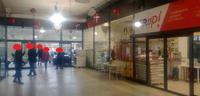 LOTTO UNICO: DIRITTI DI PIENA PROPRIETA' SU IMMOBILE A DESTINAZIONE COMMERCIALE DELLA SUPERFICIE DI MQ 1154 INSERITO AL PIANO TERRA DI UN PICCOLO CENTRO COMMERCIALE E SU TERRENO BOSCHIVO DELLA SUPERFICIE DI  MQ 1050.