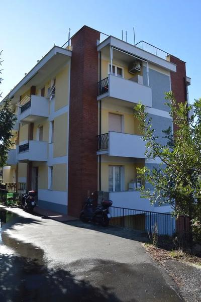 Piena proprietà dell'appartamento sito in Genova - Via...