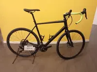 BICICLETTA GRAVEL marca Scott