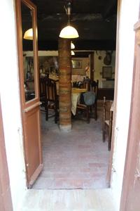 Piena proprietà di locali ad uso ristorante (non in...