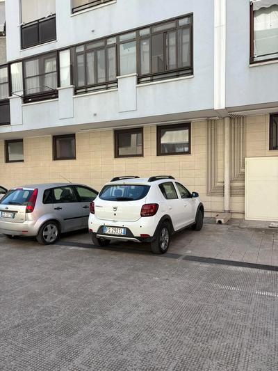 PIENA PROPRIETA' PER LA QUOTA DI 1/1 DI POSTO AUTO DI MQ 14 - AL P.T DI VIA ACHILLE BRUNI N. 137 BARLETTA 
