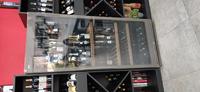 - UN FRIGO PREFESSIONALE ESPOSITORE VINI PER SOMELLIER...