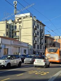 Lotto unico - Appartamento di civile abitazione, posto...