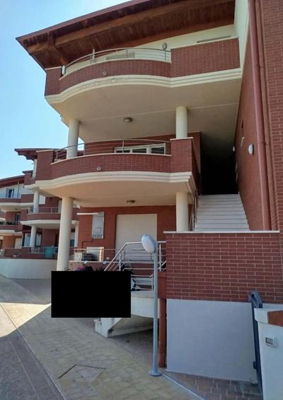 Abitazioni di tipo civile” ed è costituita da un’unità immobiliare situata...