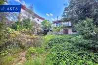 Villa monofamiliare con terreno, sita in Perugia (PG),...