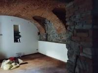 Appartamento ad uso ufficio posto al piano interrato di...
