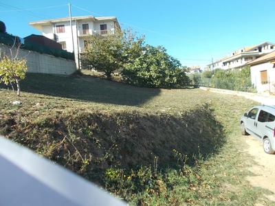 Diritti di piena proprietà (1/1) su terreno edificabile
