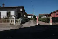 Appartamento porzione d’angolo di schiera con cortile,...