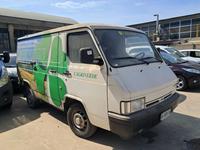 Autocarro Nissan Trade tg. AF039GA, anno 1996 - Fall. L'Agriverde Srl