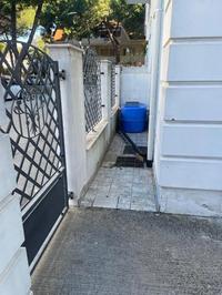 Diritti relativi alla quota di piena proprietà di area urbana al piano terra. Superficie totale 19 mq.