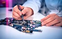 Posizione economica e contrattuale di Elettronica...