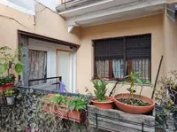 Piena proprietà 1/1 di porzione immobiliare così...