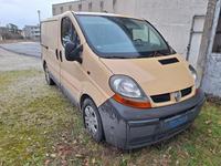 Autocarro Renault TrafficPer visionare la documentazione disponibile, si invitano le parti interessate a visitare la pagina dell'asta sul portale www.industrialdiscount.it - codice asta 9770