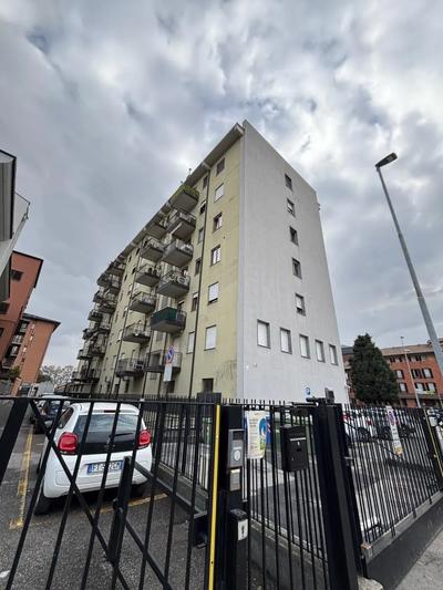 Appartamento sito in Bergamo (BG) Via Maglio del Lotto, posto al 5 piano...
