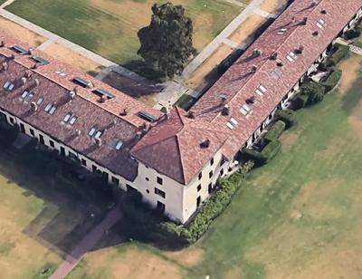 IN PIEVE EMANUELE (MI)  ALLA VIA CASCINA TOLCINASCO SNC, APPARTAMENTO SU PIU’ LIVELLI (PIANI T/1/2/3) E 3 AUTORIMESSE AL PIANO S1