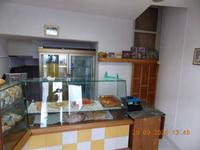 Locale commerciale (in perizia bene n. 5) ed annesso...