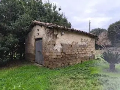 Abitazione al piano primo in Civita Castellana via Quartaccio n.59, con...