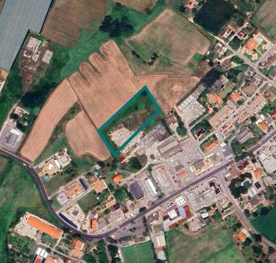 Si raccolgono offerte per un terreno edificabile con una superficie di 7.970 mq a Latina, Strada Minturnae 103 - LOTTO 3 - QUOTA 3000/7970
