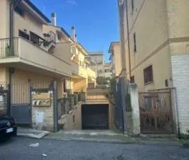 LOTTO UNICO: - Box auto in Cerveteri, via Sant’Angelo snc censito al Catasto Fabbricati di Cerveteri (RM) al Foglio 32 Particella 478 Subalterno 13 superficie catastale 50 mq; SI PRECISA CHE SONO A CARICO DELL’AGGIUDICATARIO I COMPENSI DOVUTI ALLA REDAZIONE DI STIMA PRELIMARE DELL’UNITA’ IMMOBILIARE PARI AD EURO 1.000,00 OLTRE IVA Vendita competitiva telematica sui portali www.doauction.it - Gruppo Edicom