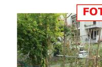 Appartamento al piano primo con ingresso autonomo ed...