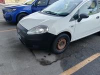 UN AUTOCARRO FIAT GROUP AUTOMOBILES SPA 199CXC1ABX,...