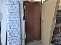 (Lotto 4)  Porta blindata marca PD, modello standard, n. 1 anta, color legno