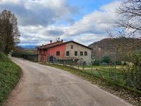 Intera Proprietà su: appartamento e rimessa attrezzi con...