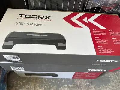 Lotto costituito da:- JK Fitness - Power Station JK-6096- Toorx Step...