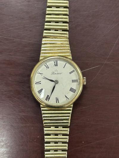 Lotto 3/A: Un orologio da donna Perseo (non funzionante) con bracciale in oro 51,8 g lordi