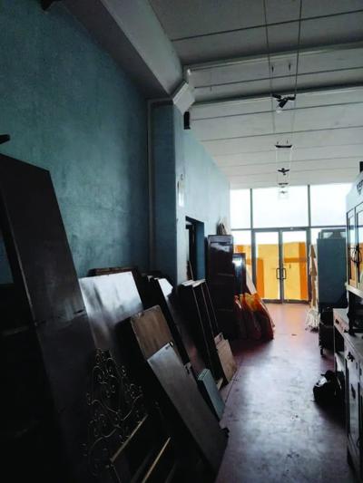 piena proprietà di compendio immobiliare sito in...