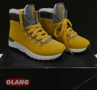 Rif. 26D) Scarpe tecniche Olang