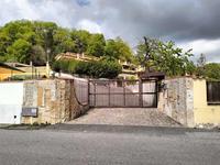 Appartamento in villino a schiera alla Via Austis, 97 -...