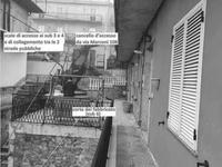 1/1 di Piena proprietà di alloggio al piano terra....