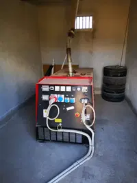 1)Intero complesso Aziendale sito in Tortolì Z.I....