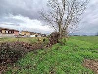 Terreno in piena proprietà formato (su un unico livello...