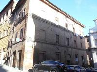 Unità immobiliare costituita da un appartamento che si...