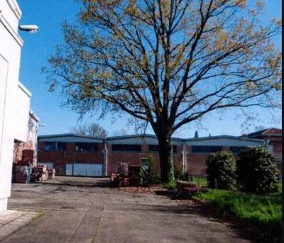 Lotto 7B) Piena ed esclusiva proprietà di porzione da terra a tetto di...