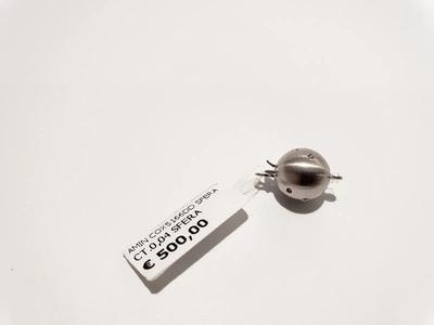 (Lotto n.1877) una chiusura a forma di sfera in oro bianco 18 kt con...