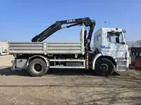 Autocarro Mercedes AtegoPer visionare la documentazione...