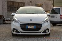 Autovettura Peugeot 208, Tg. FV720XH, imm. 2019, km...
